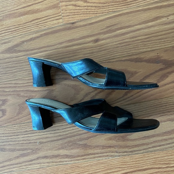 Shoes - Picture 2 of 2